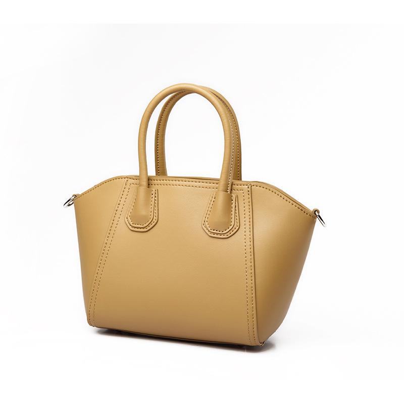 Femme  Sac Antigona Petit Modèle En Cuir Box  | Sacs Accessoires Femme